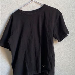 Black basic Holister tee